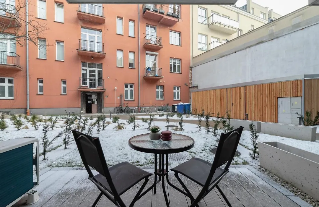 Deluxe Studio Cracow Ariańska by Renters-1
